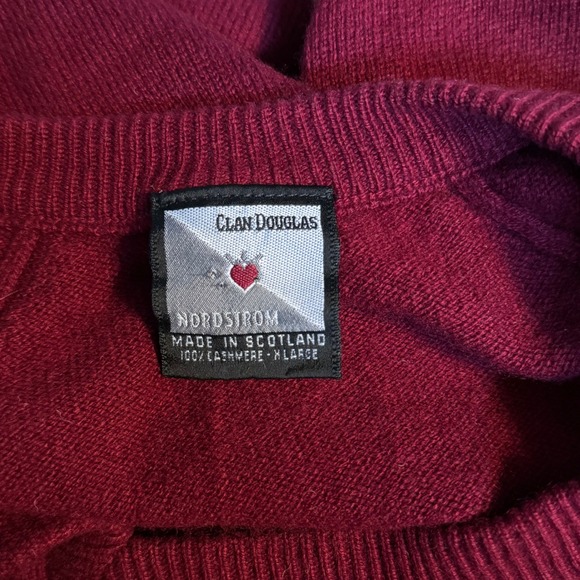 Clan Douglas Nordstrom sweater V Neck 100% Cashmere XL Scotland made - Picture 3 of 6
